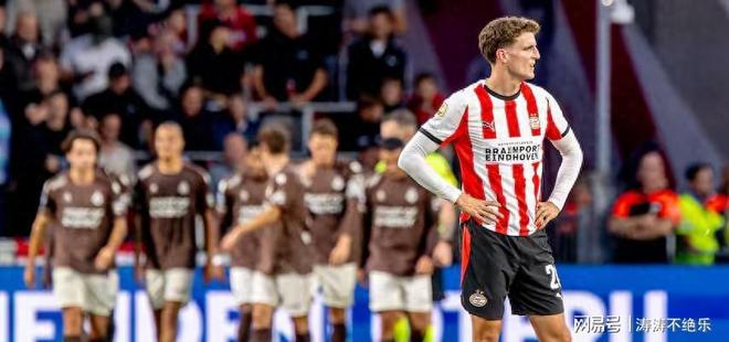 他在几分钟 他在几分钟