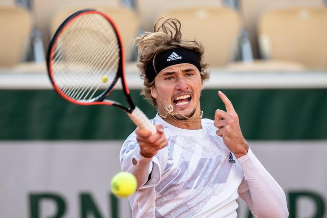 全场雷动 全场雷动