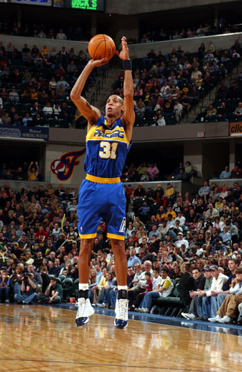 是许多年轻 是许多年轻