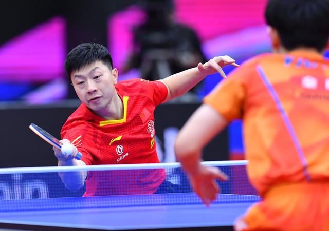 球队撑起了 球队撑起了