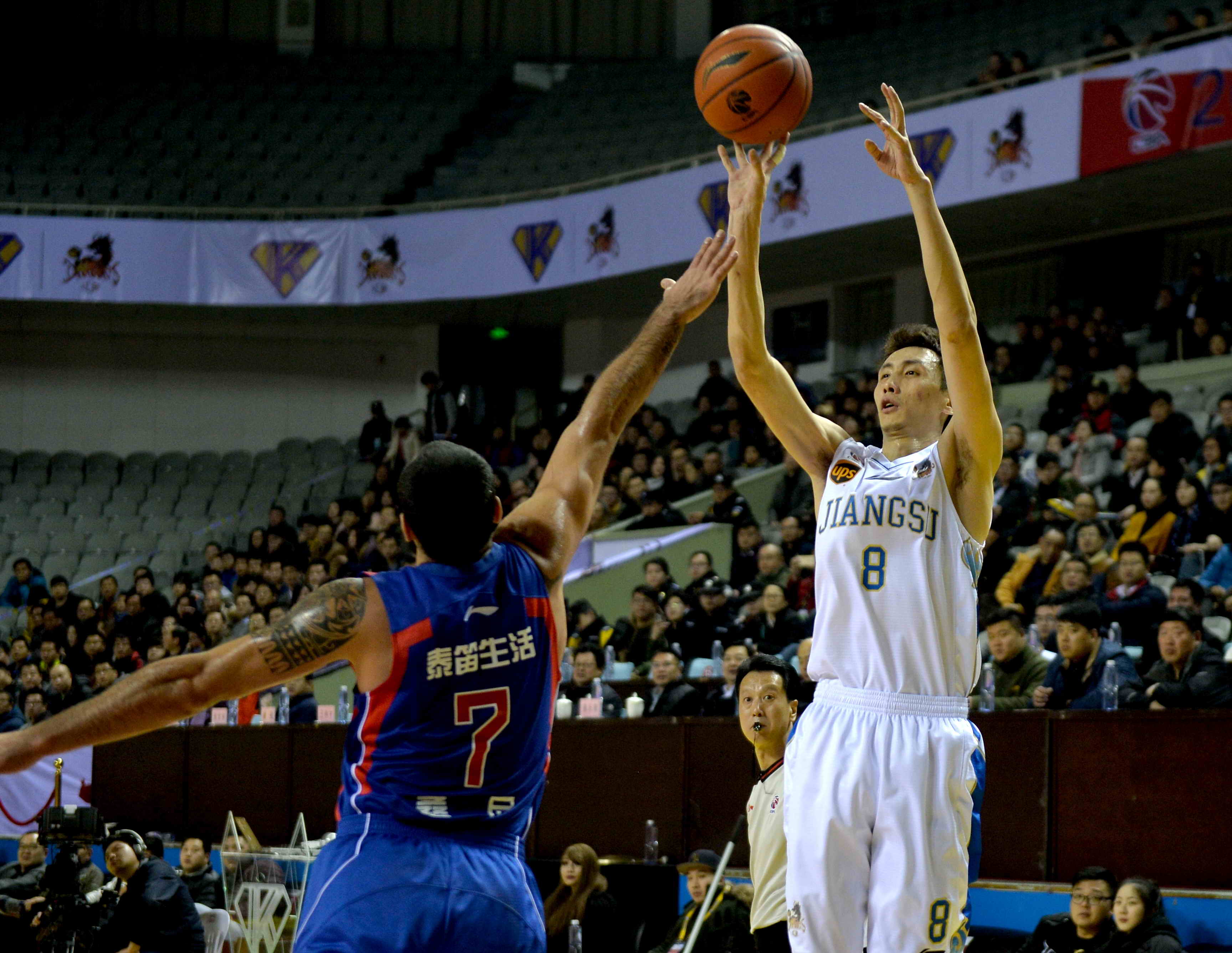 员和管理层 员和管理层