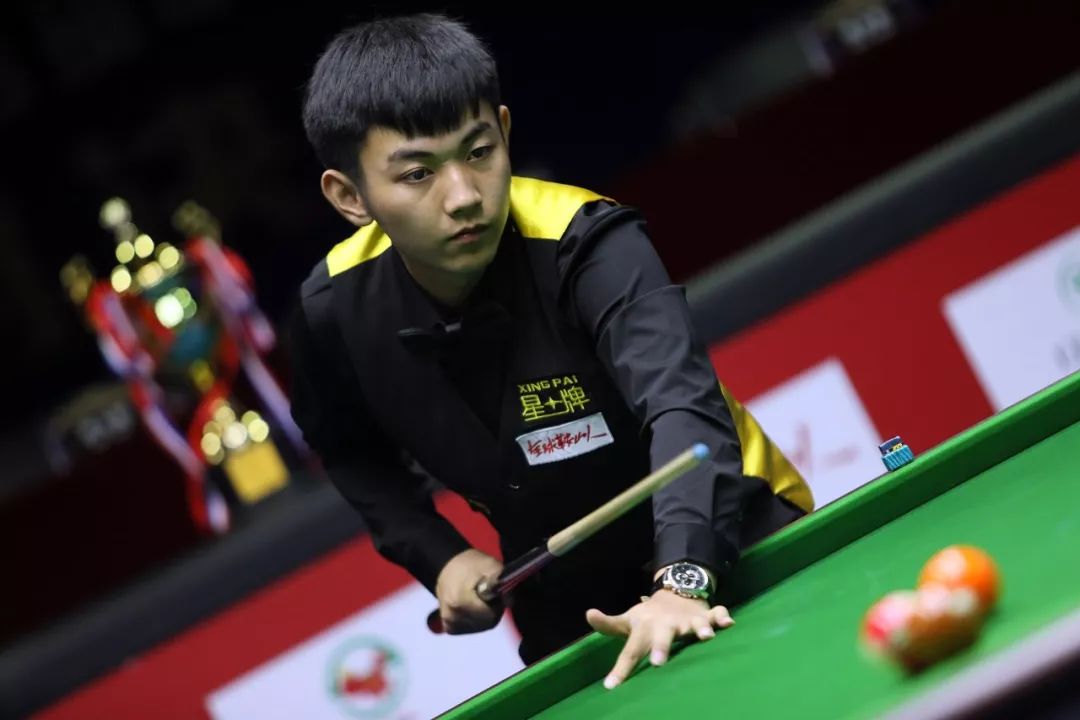 他开局便展 他开局便展