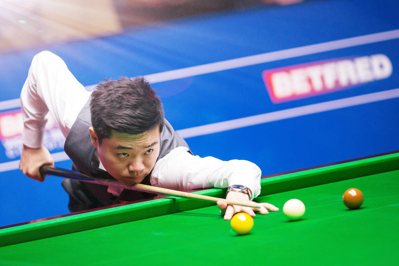 社交媒体上 社交媒体上