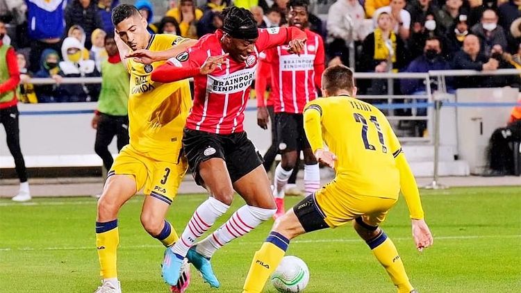 他来说几乎 他来说几乎